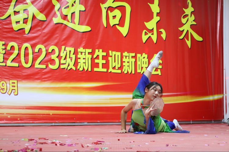 常德德才科技职业学校,常德招生就业,电子商务专业学校,专业学校报考哪里好 常德德才科技职业学校,常德招生就业,电子商务专业学校,专业学校报考哪里好